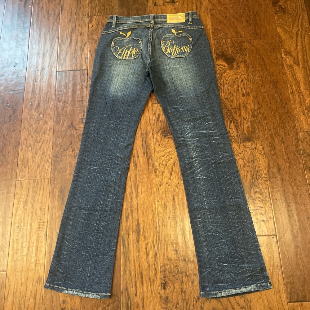 Brand New Deadstock Vintage Y2K Apple Bottom Boot Cut Jeans (Size 7/8)